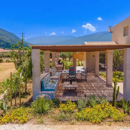 Claire Sami (Kefalonia)